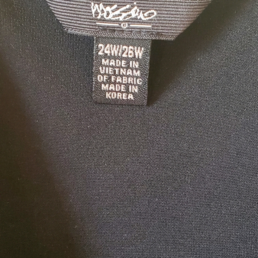 Massimo Black Dress with tie backs. 24w 26w ... non smoking house.